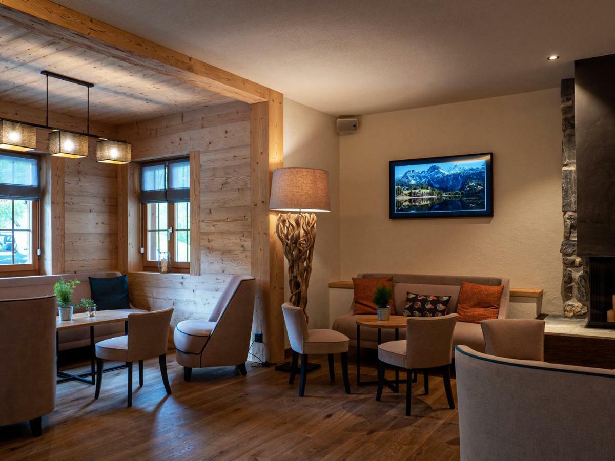 Hotel Alpenland Гштад Экстерьер фото